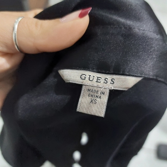Guess Blouse - Picture 2 of 4